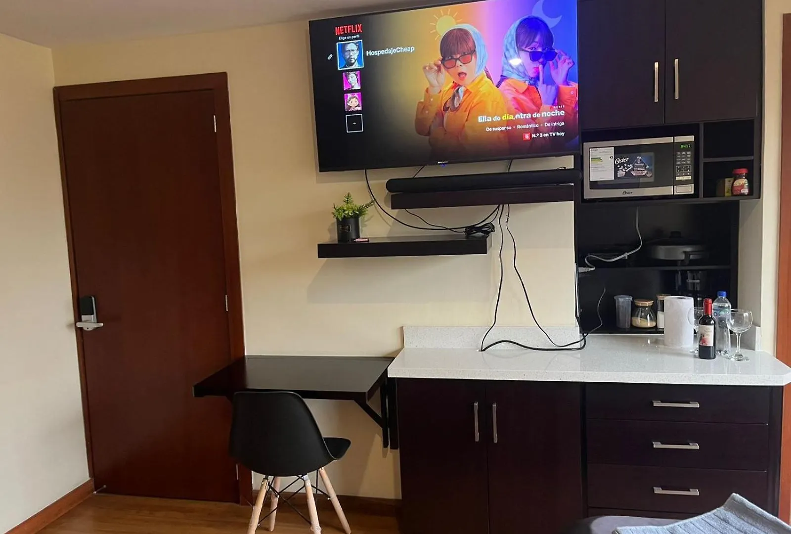 Appartamento Suite 1 Habitacion, Full Amoblada Con Todo Para Que Disfrutes De Tu Estancia Cuenca